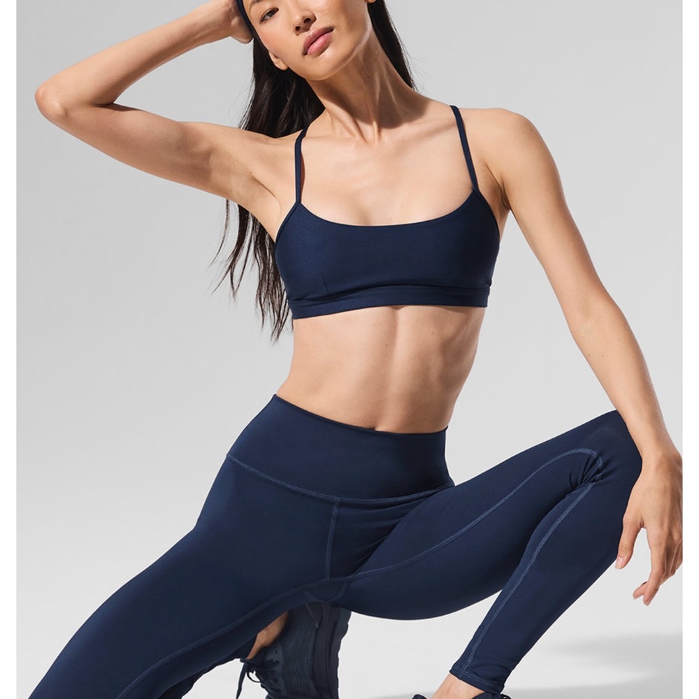 Navy airlift Sports Bra ALO  NWT size XS
